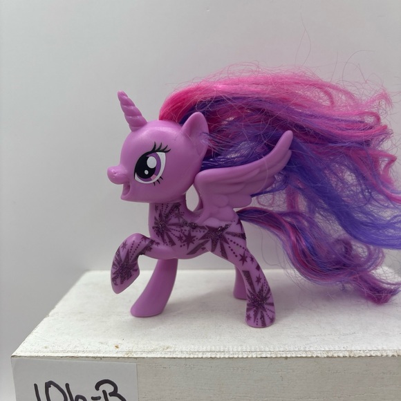 My Little Pony G4 Princess Twilight Sparkle Glitter Design Brushable 3” FIM MLP - Picture 1 of 7